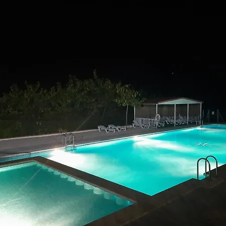 Campsite Maestrat Park Static Homes, Motorhomes, Caravans & Tents *