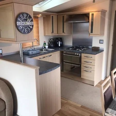 Maestrat Park Static Homes, Motorhomes, Caravans & Tents * San Jorge (Castellon)