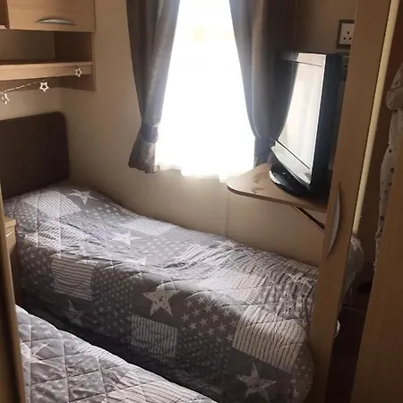 Maestrat Park Static Homes, Motorhomes, Caravans & Tents * San Jorge (Castellon)